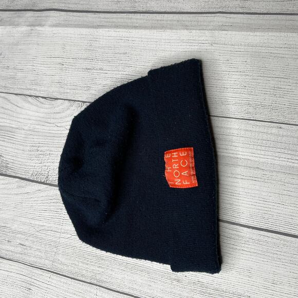 The North Face Navy Blue Beeanie Winter Hat - Picture 2 of 3
